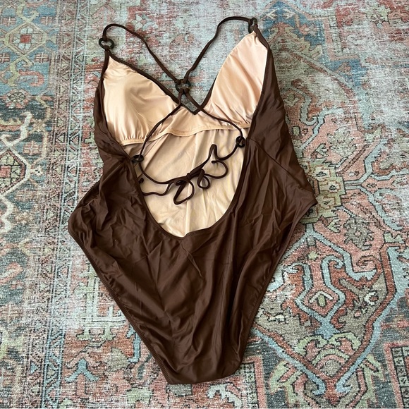 J. Crew O-Ring V-Neck One Piece Swimsuit Size 22 NWT Brown - Picture 7 of 9